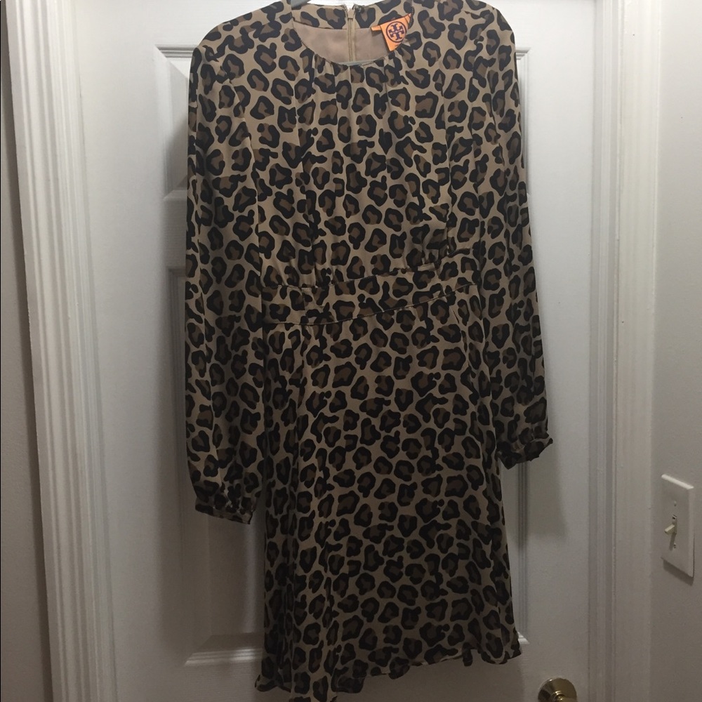 Tory Burch gorgeous silk chiffon leopard dress